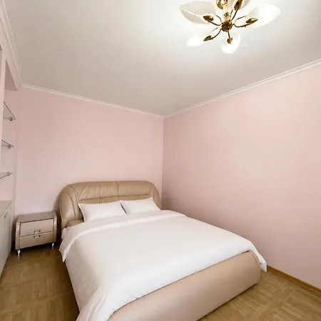 посмитного 22 Apartment *