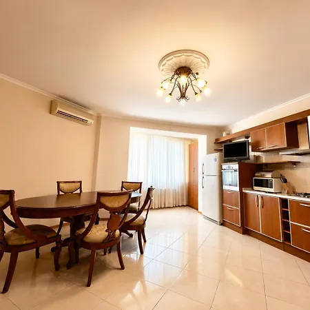 Apartment посмитного 22 *